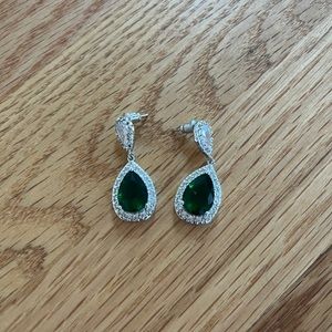 Gorgeous bridal earrings green gem stone